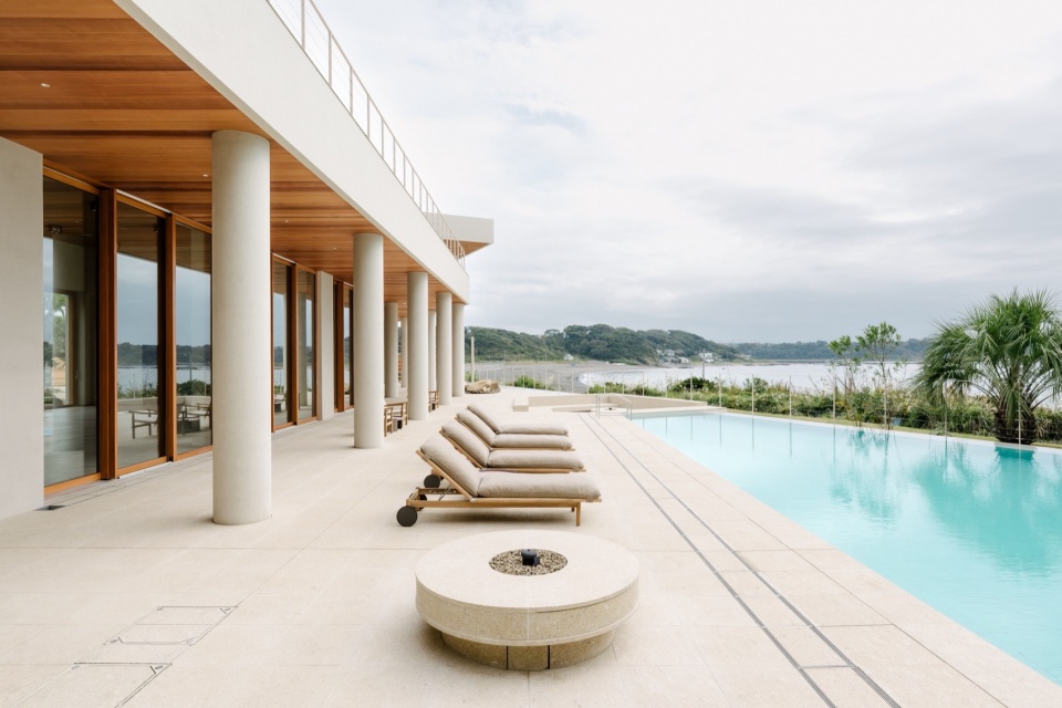 House in Yokosuka by REIICHI IKEDA DESIGN