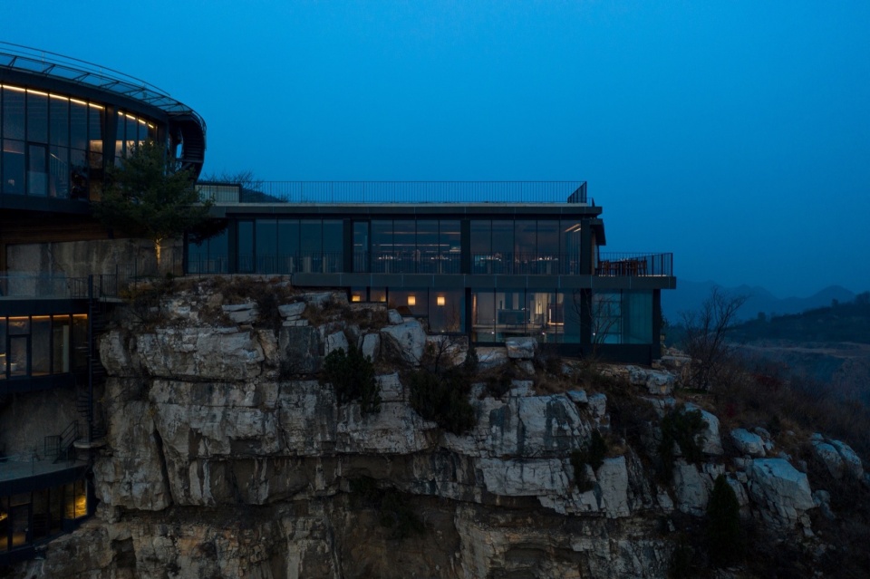BRIGHT QI HOTELS RESORT by Ten on design