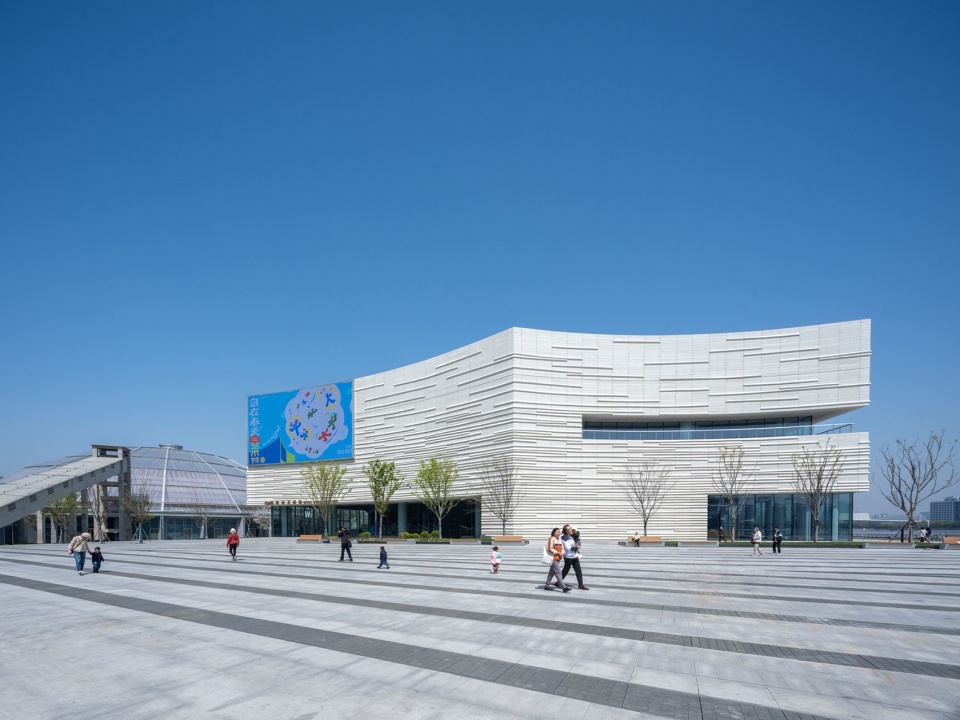 The West Bund Grand Theatre by Schmidt Hammer Lassen Architects