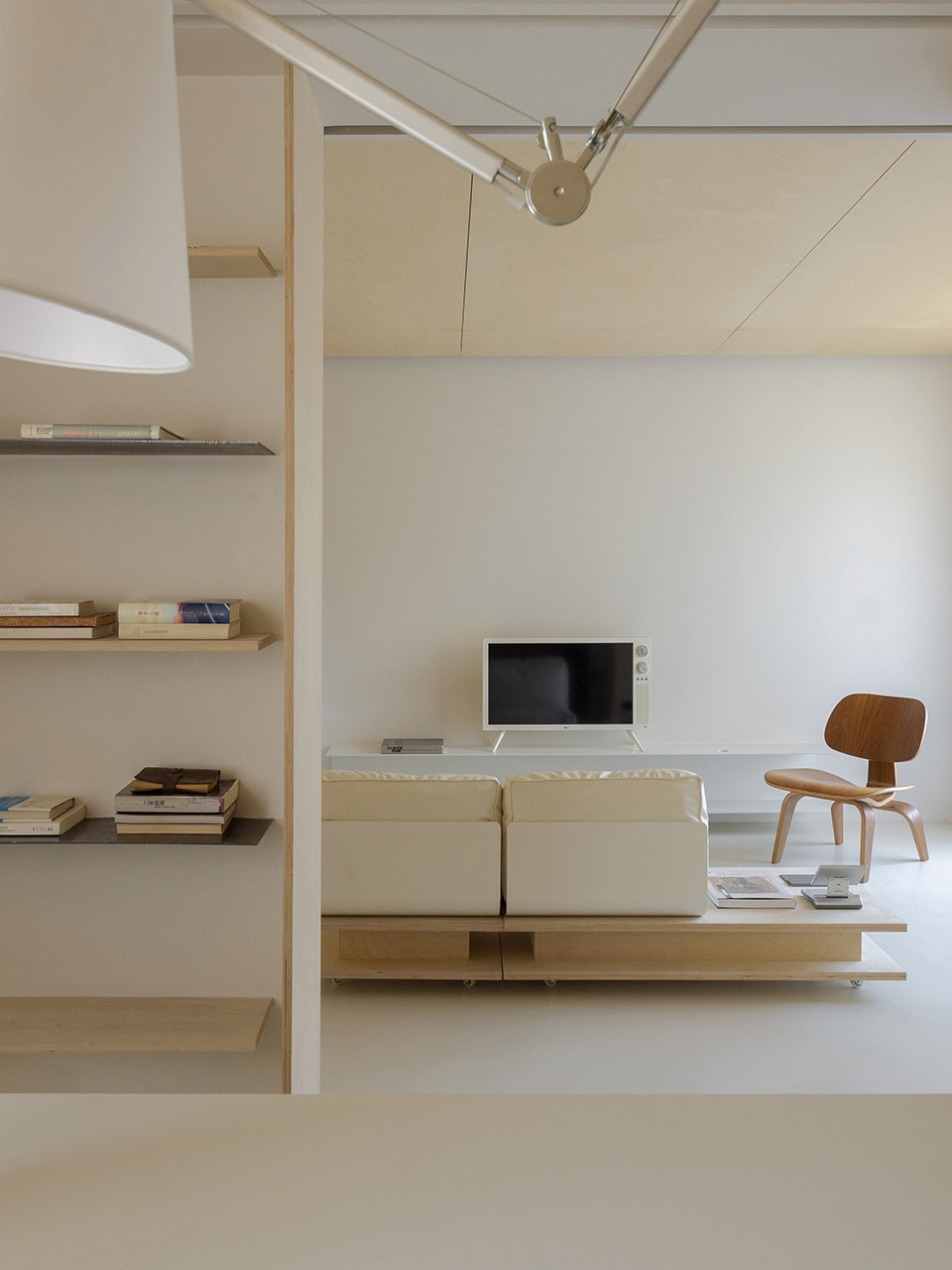 the door residence by simplelinestudio