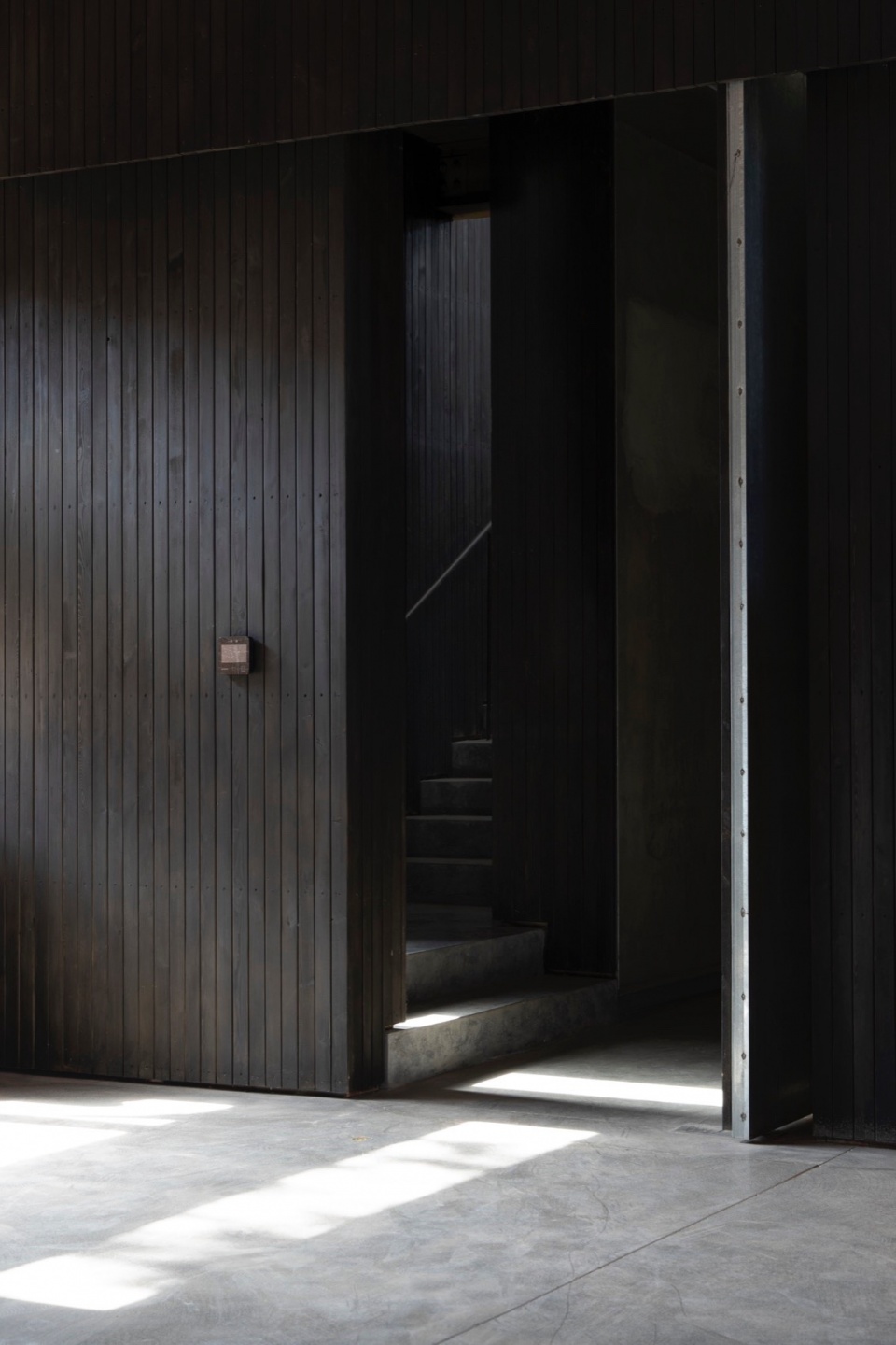 Earthen Architecture and Culture Xi an Research Center by OnEarthStudio