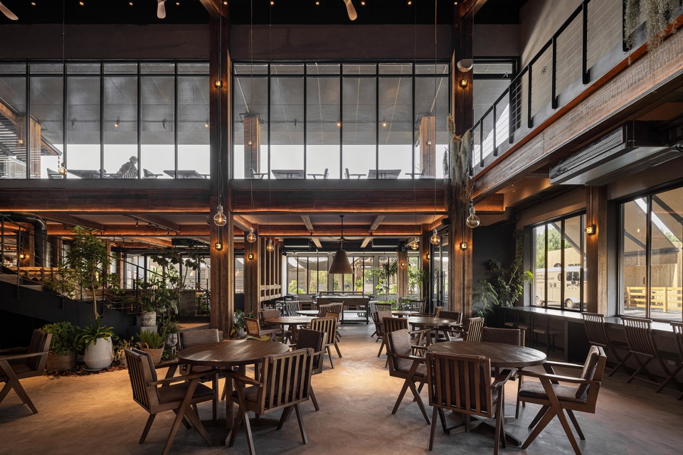 leban restaruant by mos design