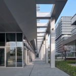 张江集电港B区3-2信息技术产业平台创芯天地，上海 / 致正建筑工作室