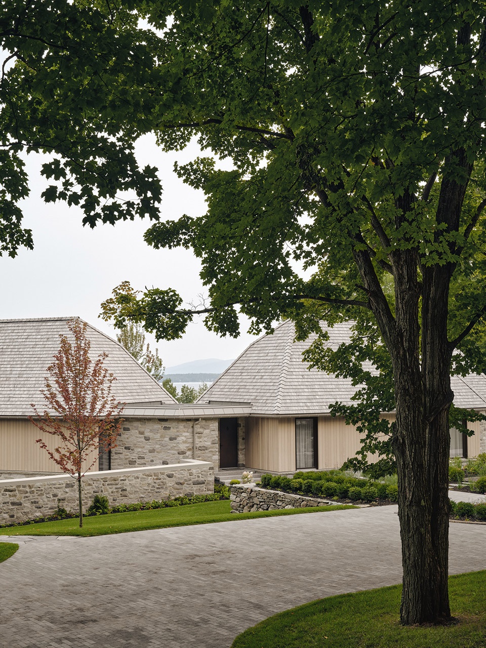 brom residence by atelier carle