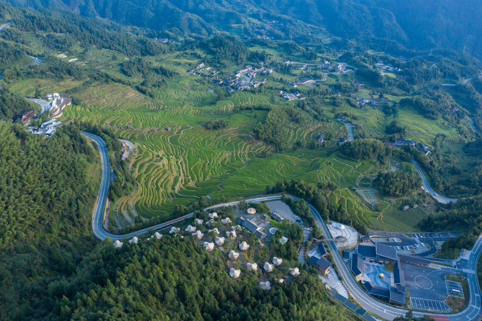 guiye campfire yunhe terraces campsite by decade design