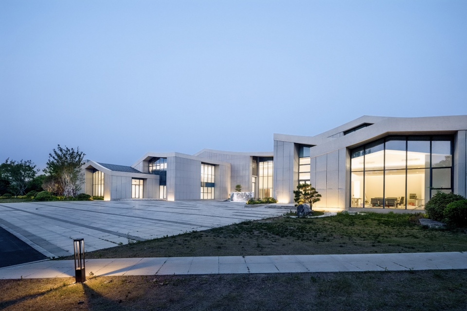 the li keran art center in xuzhou by thad
