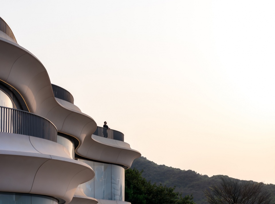 GO PARK Sai Sha by Zaha Hadid Architects