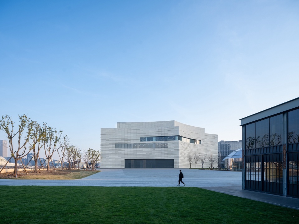 The West Bund Grand Theatre by Schmidt Hammer Lassen Architects