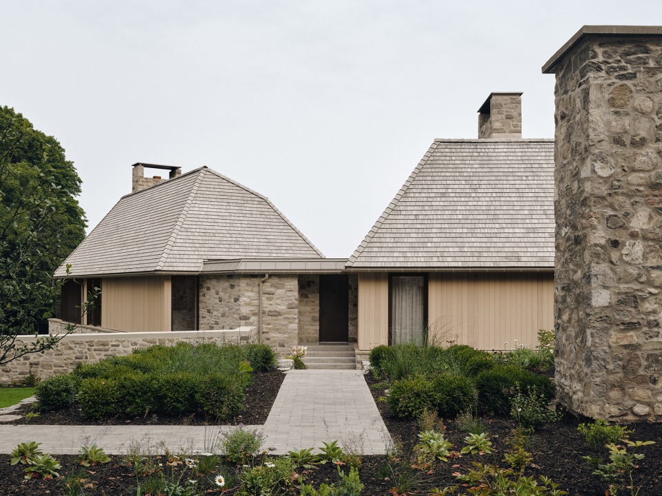 brom residence by atelier carle