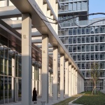 张江集电港B区3-2信息技术产业平台创芯天地，上海 / 致正建筑工作室
