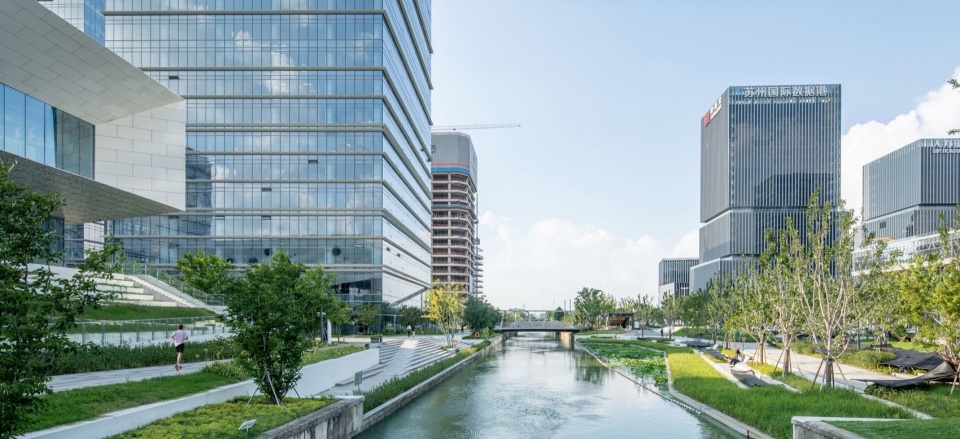 Landscape Design of Phase 1 of New Land on the South Bank of Suzhou Industrial Park by Qidi Design Group Beijing Branch Sanpeng Studio