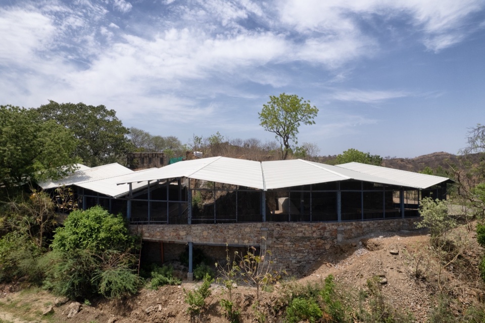 Gaushala by Studio Saar