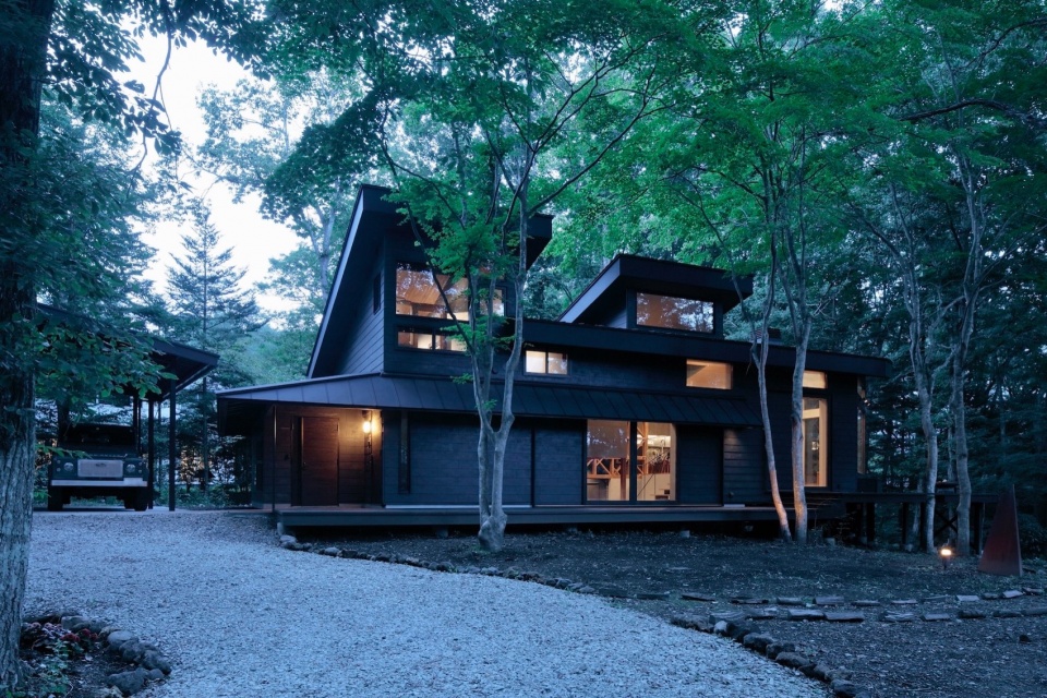 YMK by Takeshi Hirobe Architects