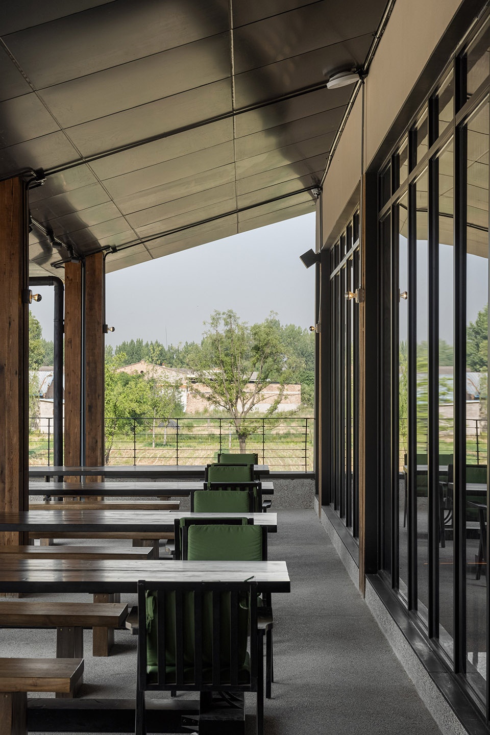 leban restaruant by mos design