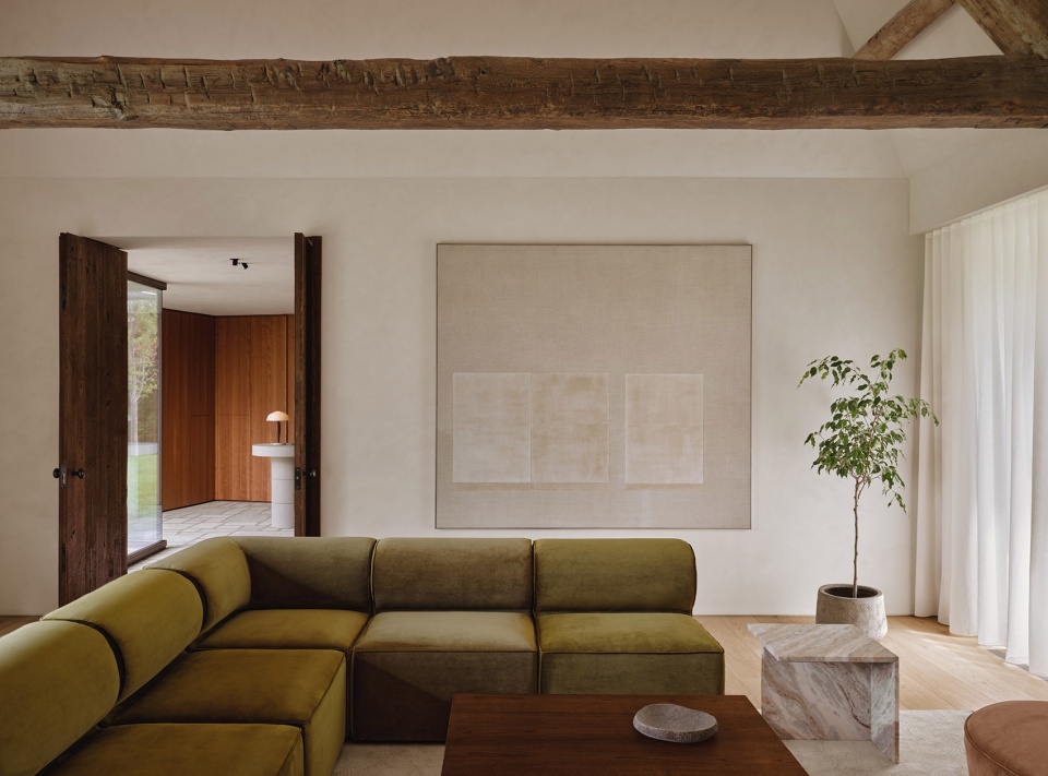 brom residence by atelier carle