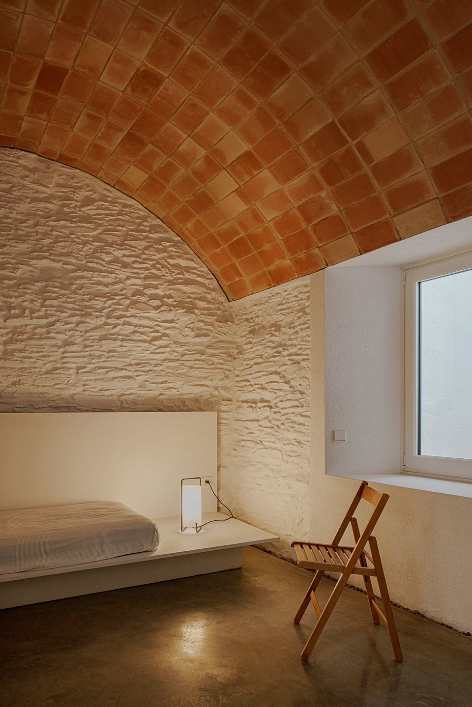 fishermans house in cadaques by bea portabella jordi pages
