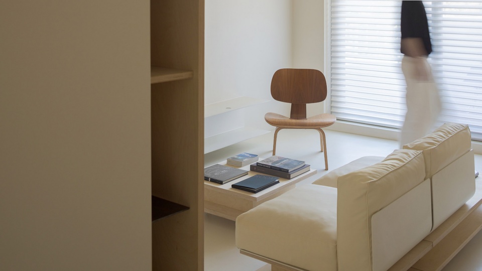 the door residence by simplelinestudio