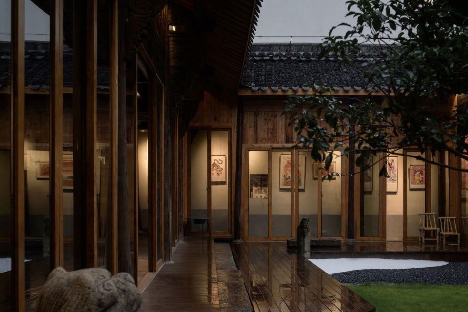 Inshui House by XIAOHUI DESIGN STUDIO