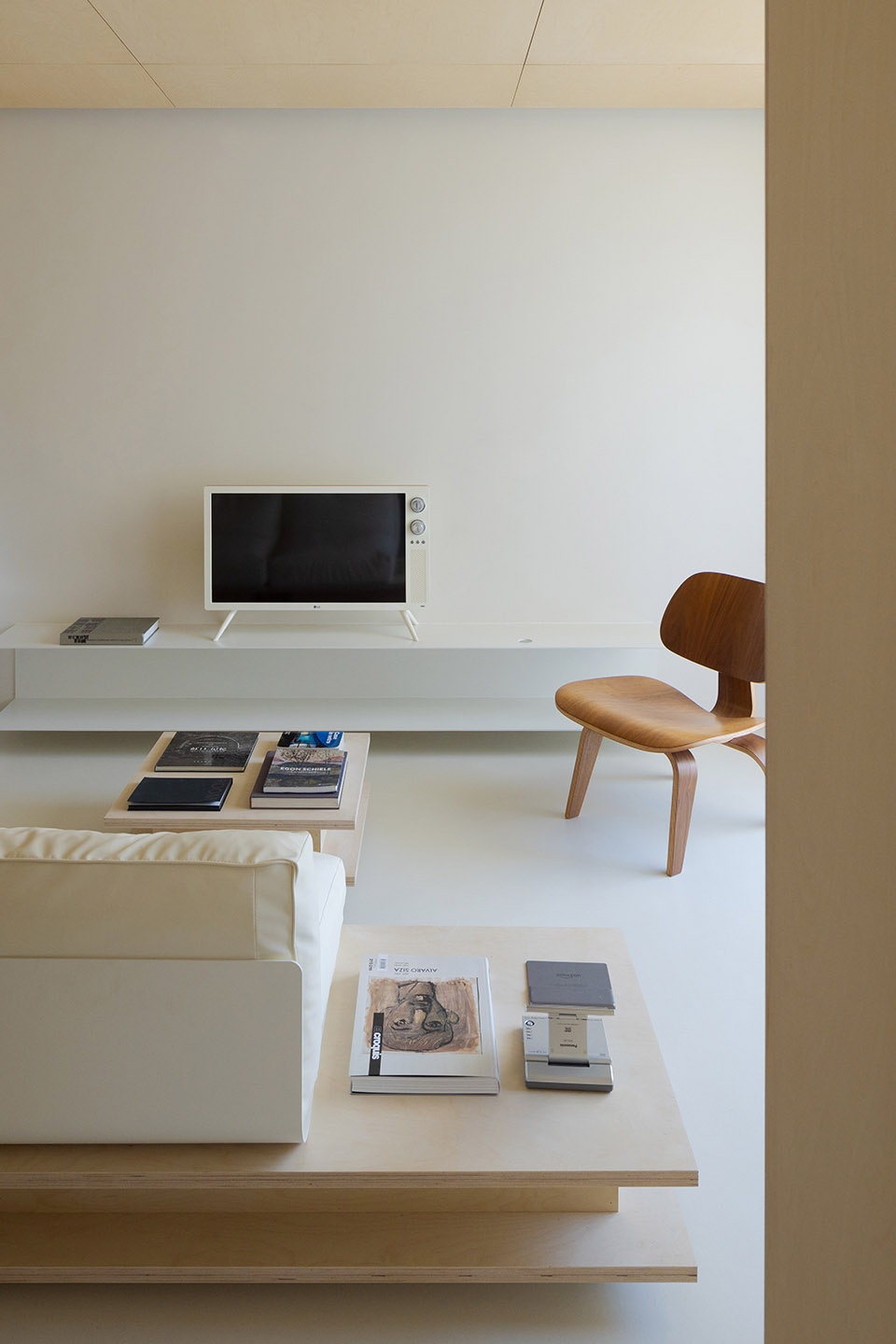 the door residence by simplelinestudio