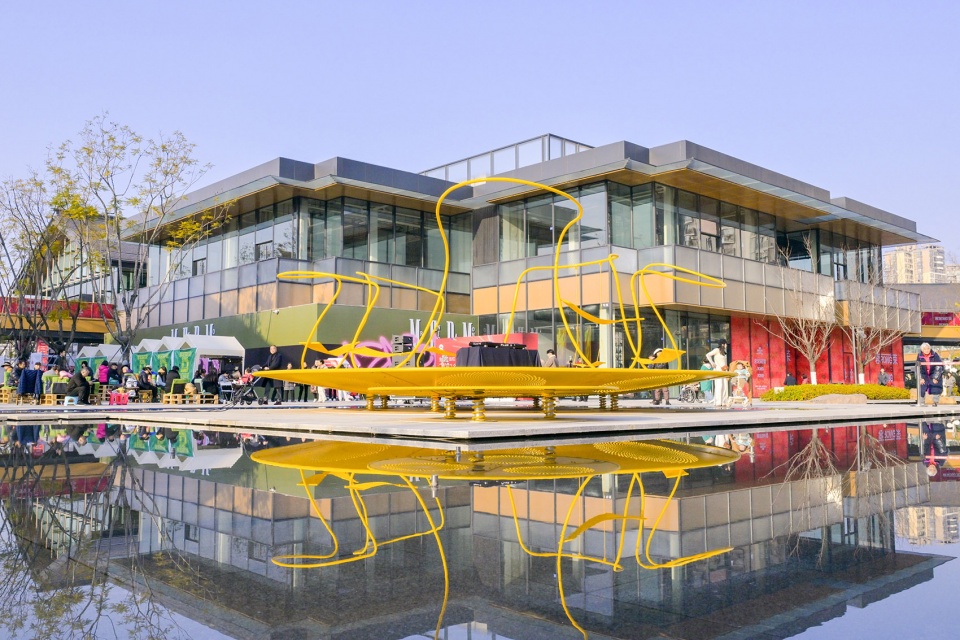 rouse the sun by dl atelier