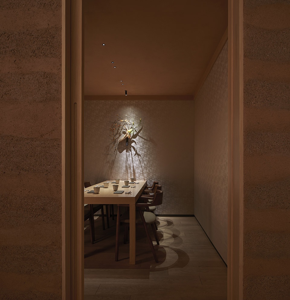 xi restaurant bar by odd okamoto deguchi design