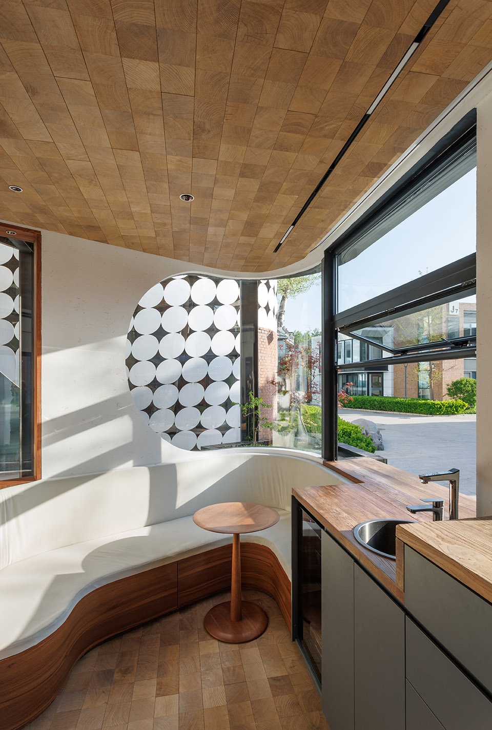xigo studio log cabin by xigo studio