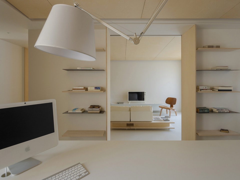 the door residence by simplelinestudio