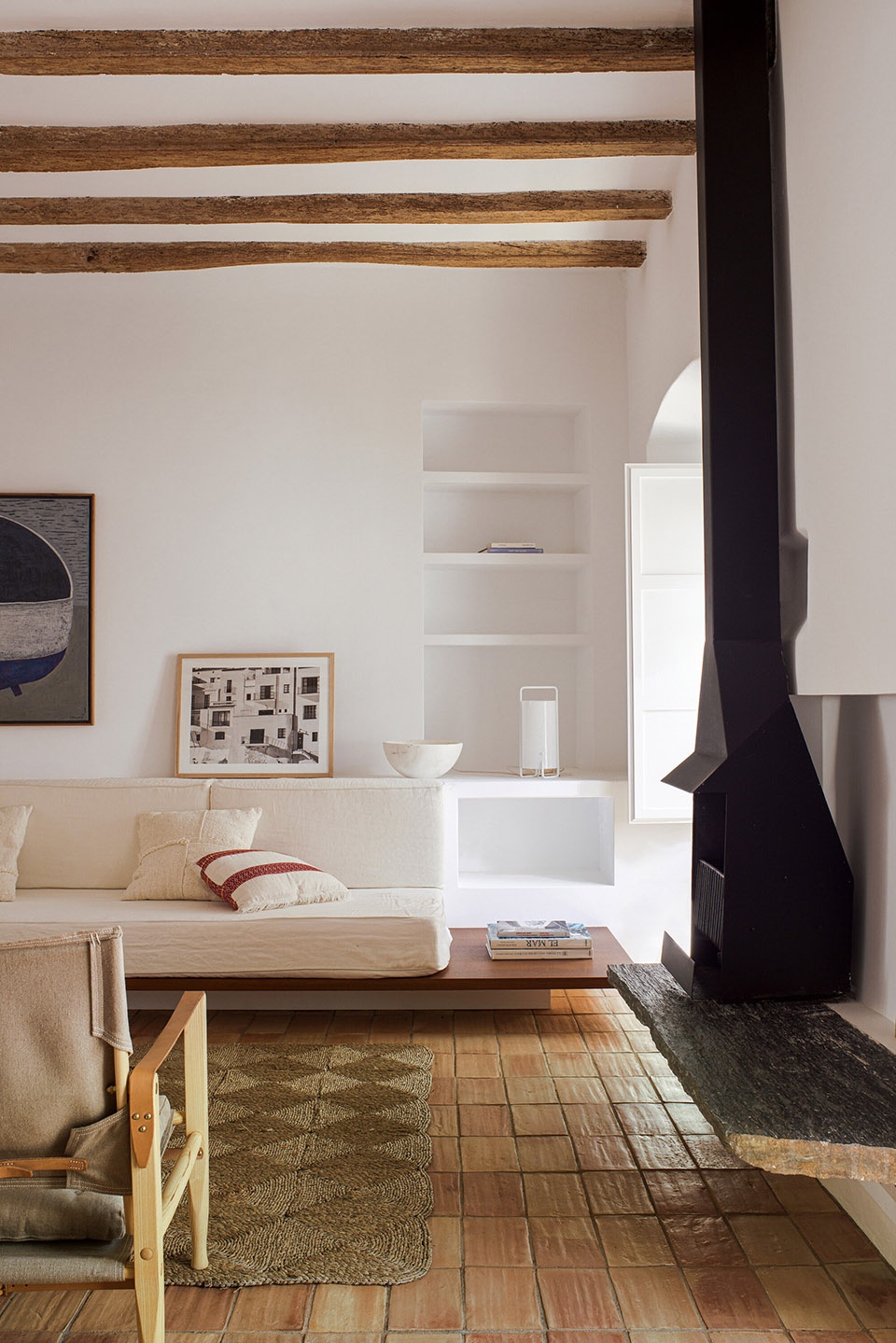fishermans house in cadaques by bea portabella jordi pages