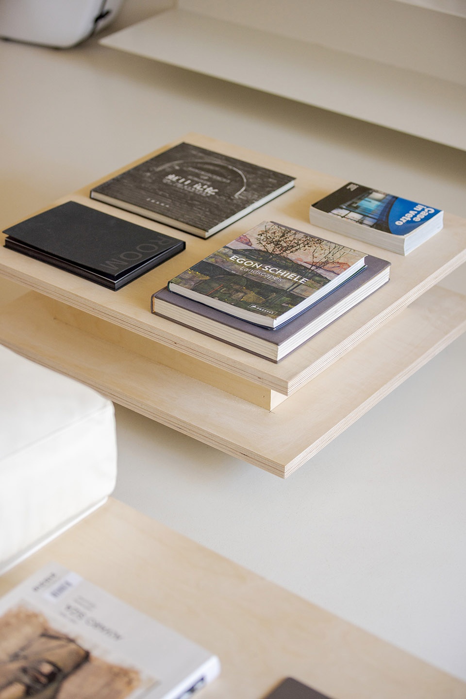 the door residence by simplelinestudio