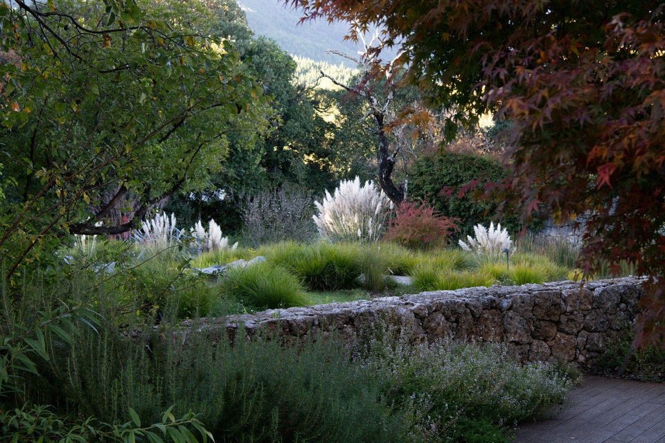 hylla wulu garden by zscape