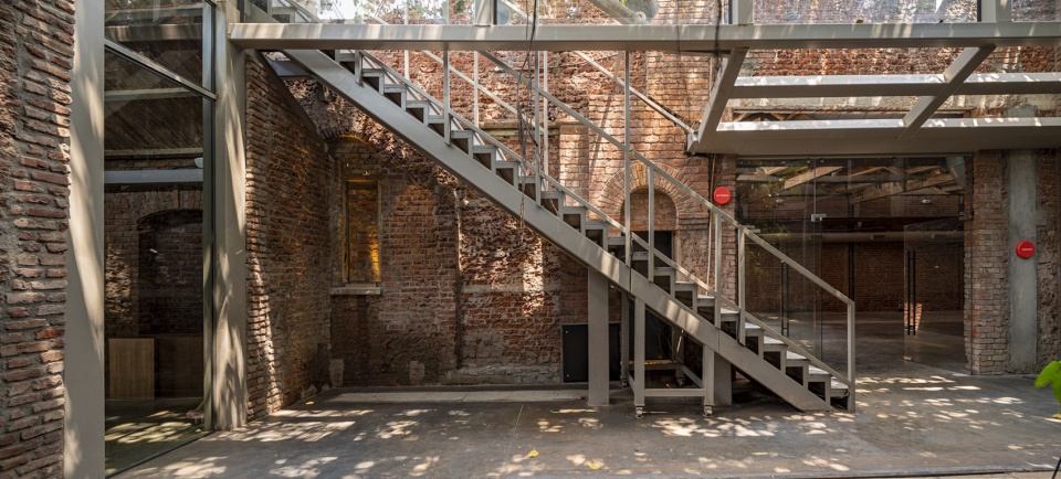 if be ice factory ballard estate by malik architecture
