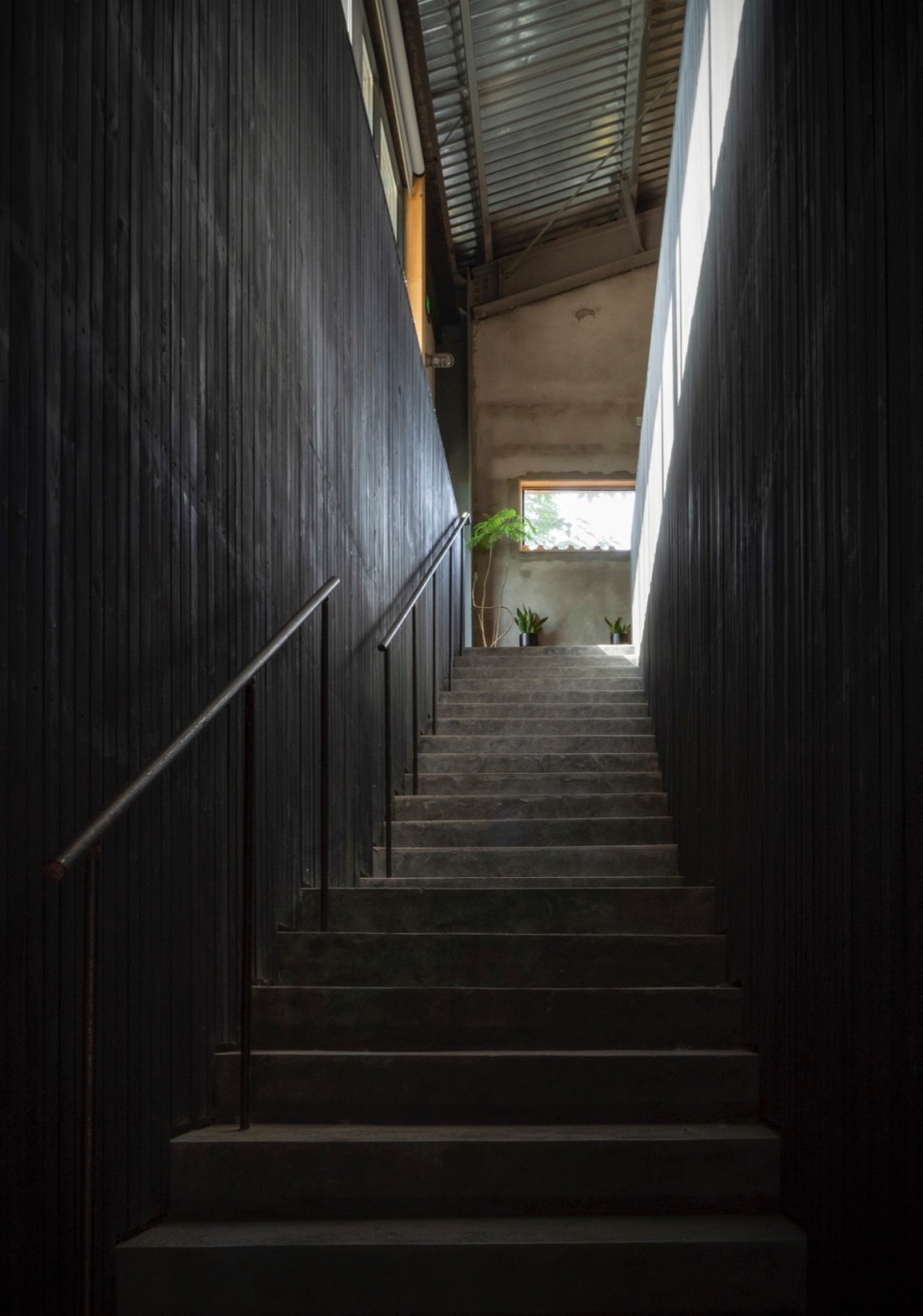 Earthen Architecture and Culture Xi an Research Center by OnEarthStudio