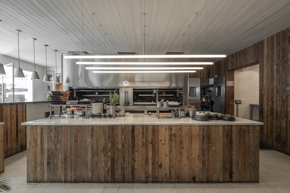 hermanos restaurant by ohio estudio