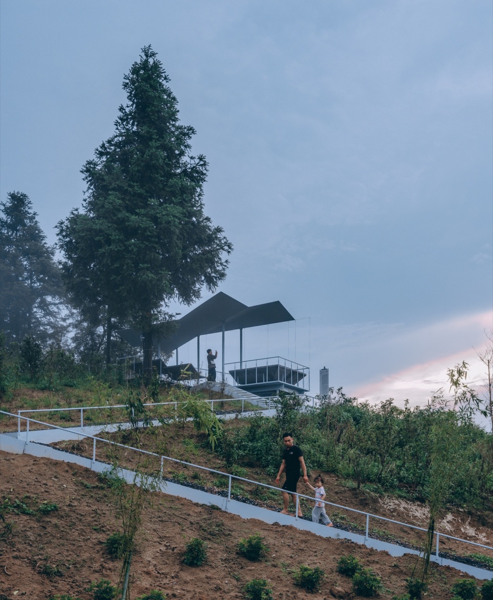 Half Mountain Cloud Station Nankun Mountain Huizhou by Studio Qing