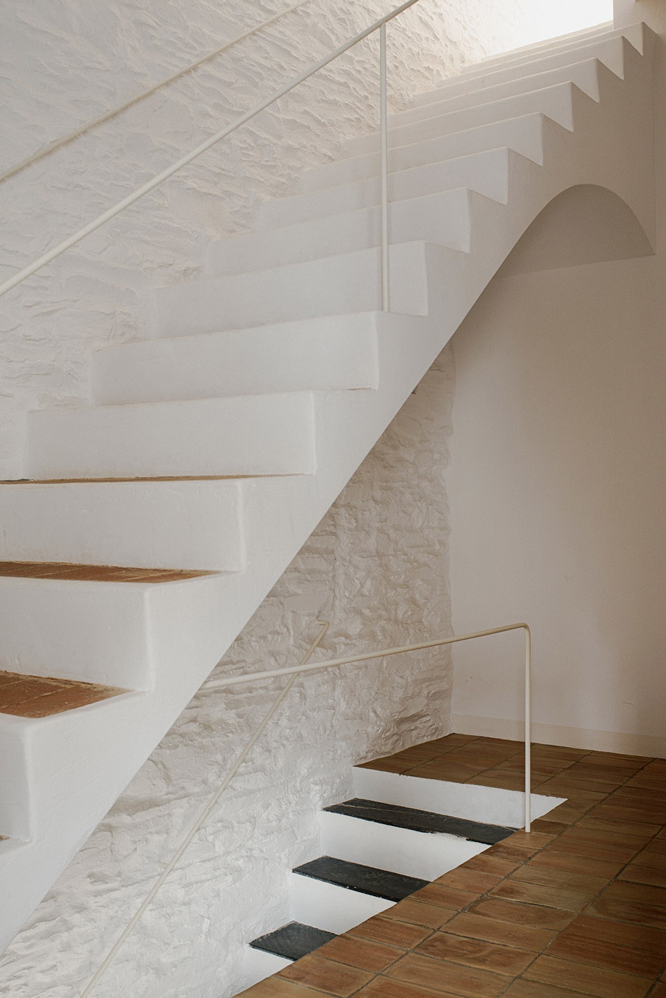 fishermans house in cadaques by bea portabella jordi pages