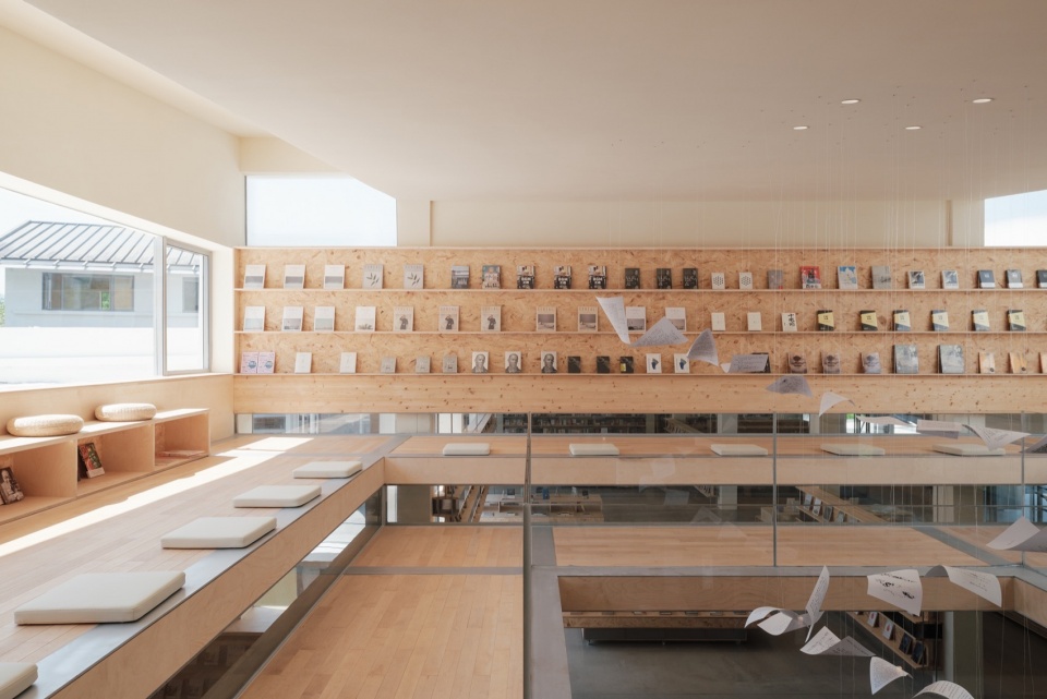 Xixi Goldmye Bookstore by Atelier Wen Arch