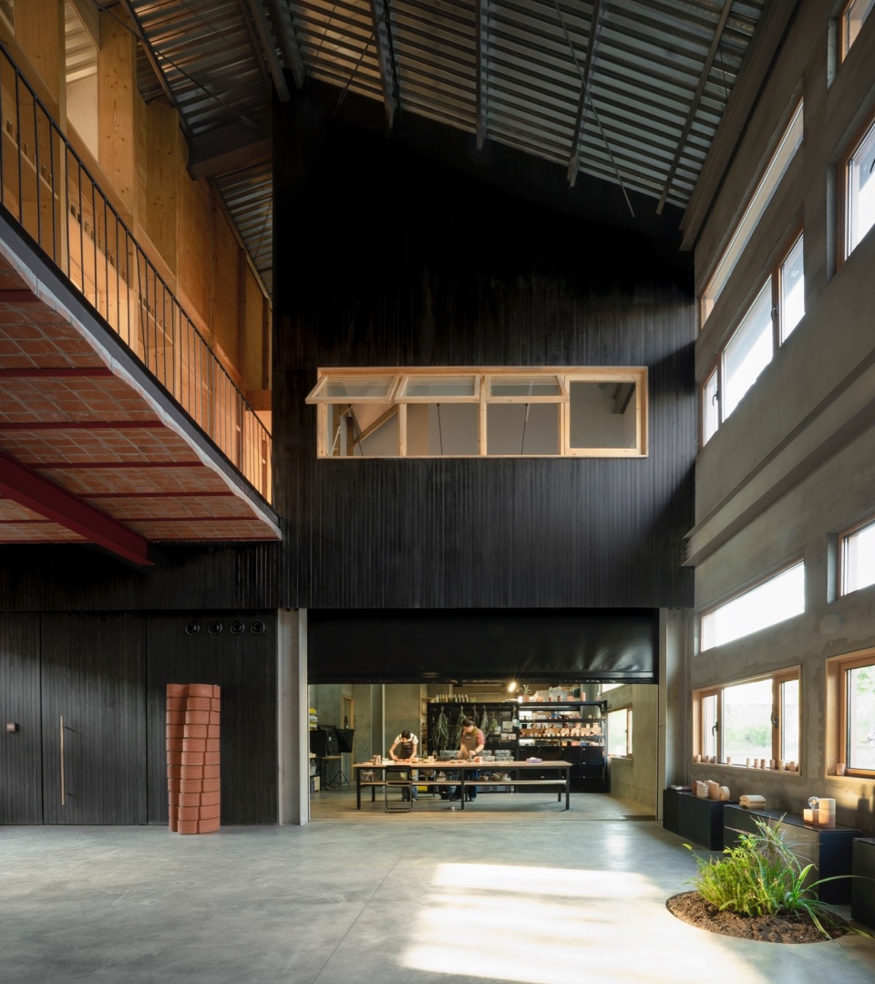 Earthen Architecture and Culture Xi an Research Center by OnEarthStudio