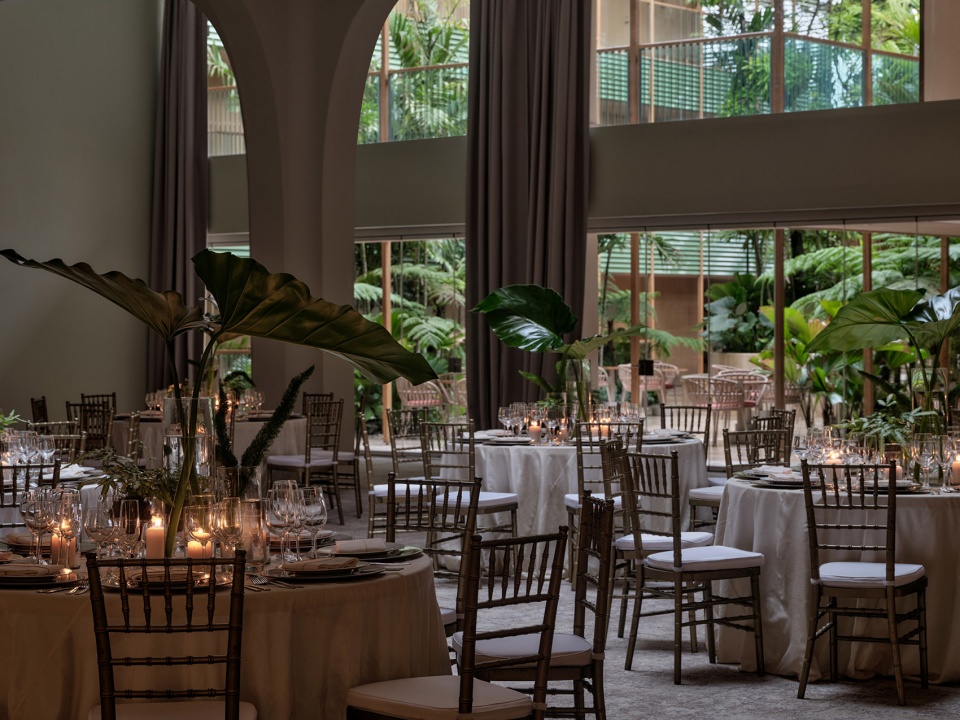 kimpton las mercedes hotel by moneo brock architects