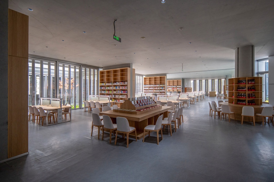 the taierzhuang library by tongyuan design