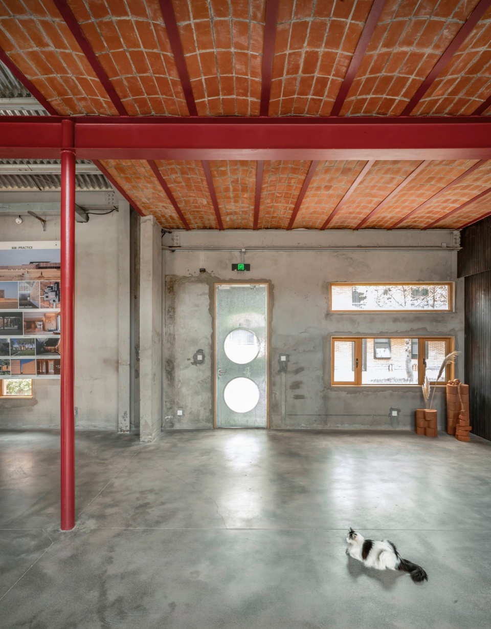Earthen Architecture and Culture Xi an Research Center by OnEarthStudio