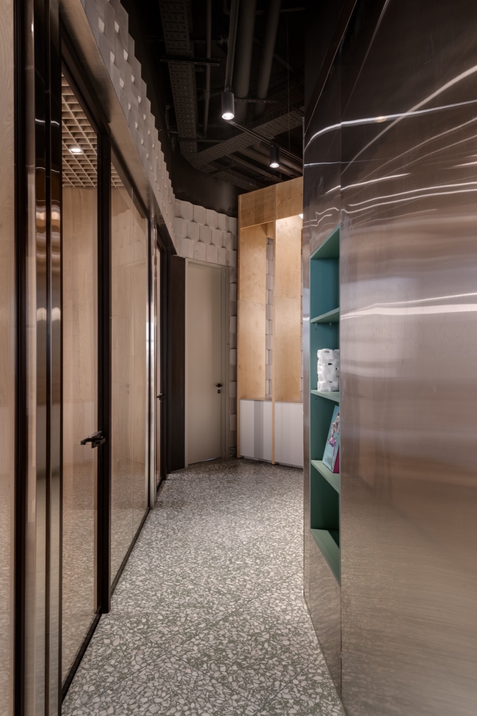 TEL AD by BDM Architects YET Architecture