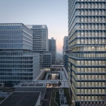 张江集电港B区3-2信息技术产业平台创芯天地，上海 / 致正建筑工作室