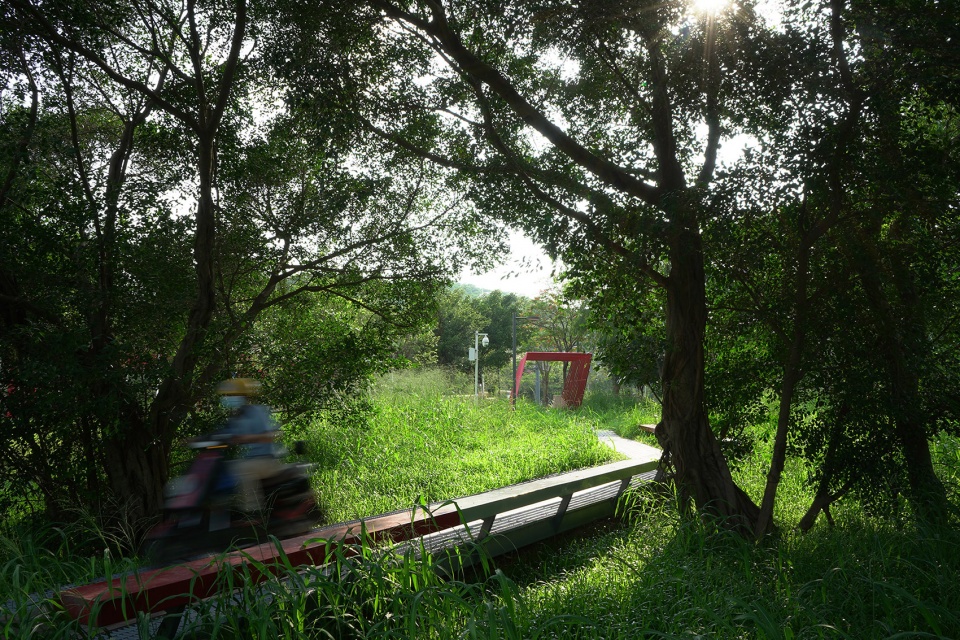 guangming hongqiao 1958 eco park by shenzhen zizu studio