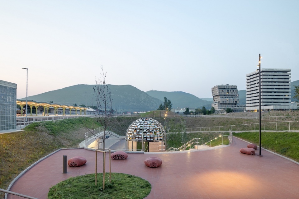 Nova Gorica Railway Station and Vrtaca Underpass SADAR VUGA