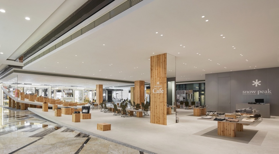 Snow Peak MATRO Department Store Suzhou by KiKi ARCHi