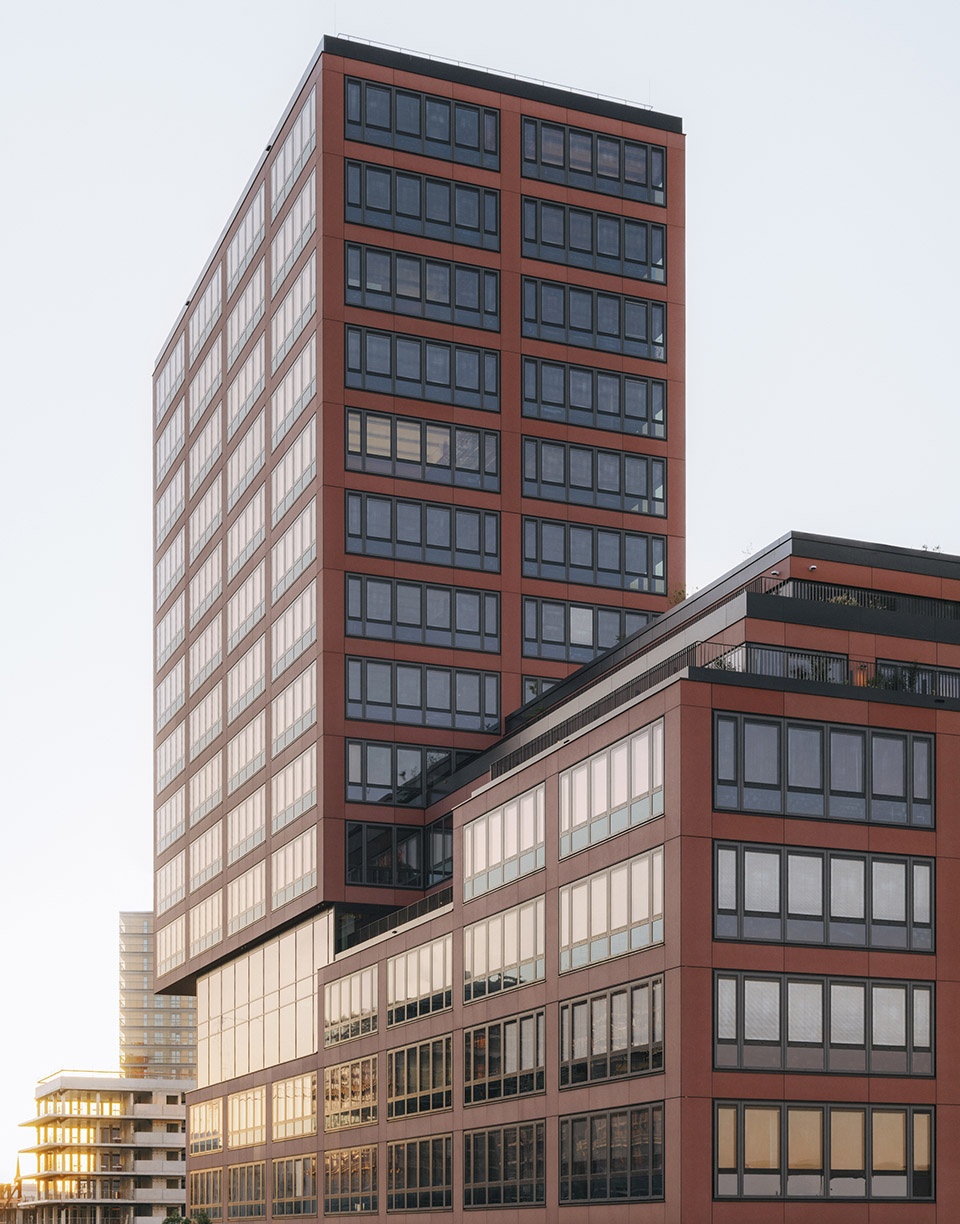 edge hafencity by henn