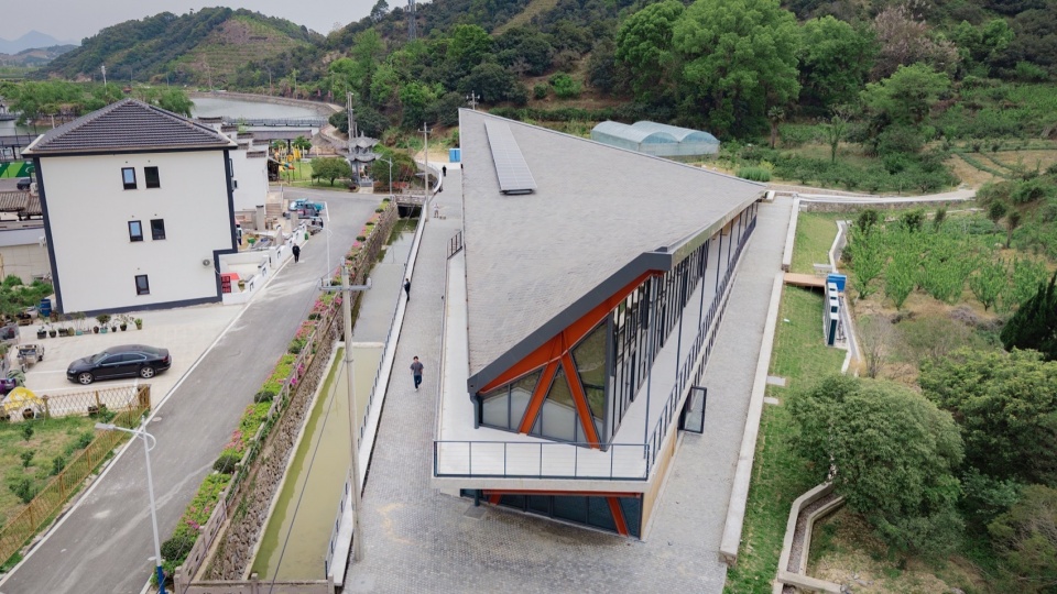 DunAo Rural Governance Academy by Benmo Union Architect Partners
