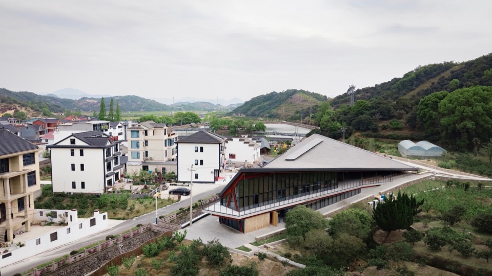 DunAo Rural Governance Academy by Benmo Union Architect Partners