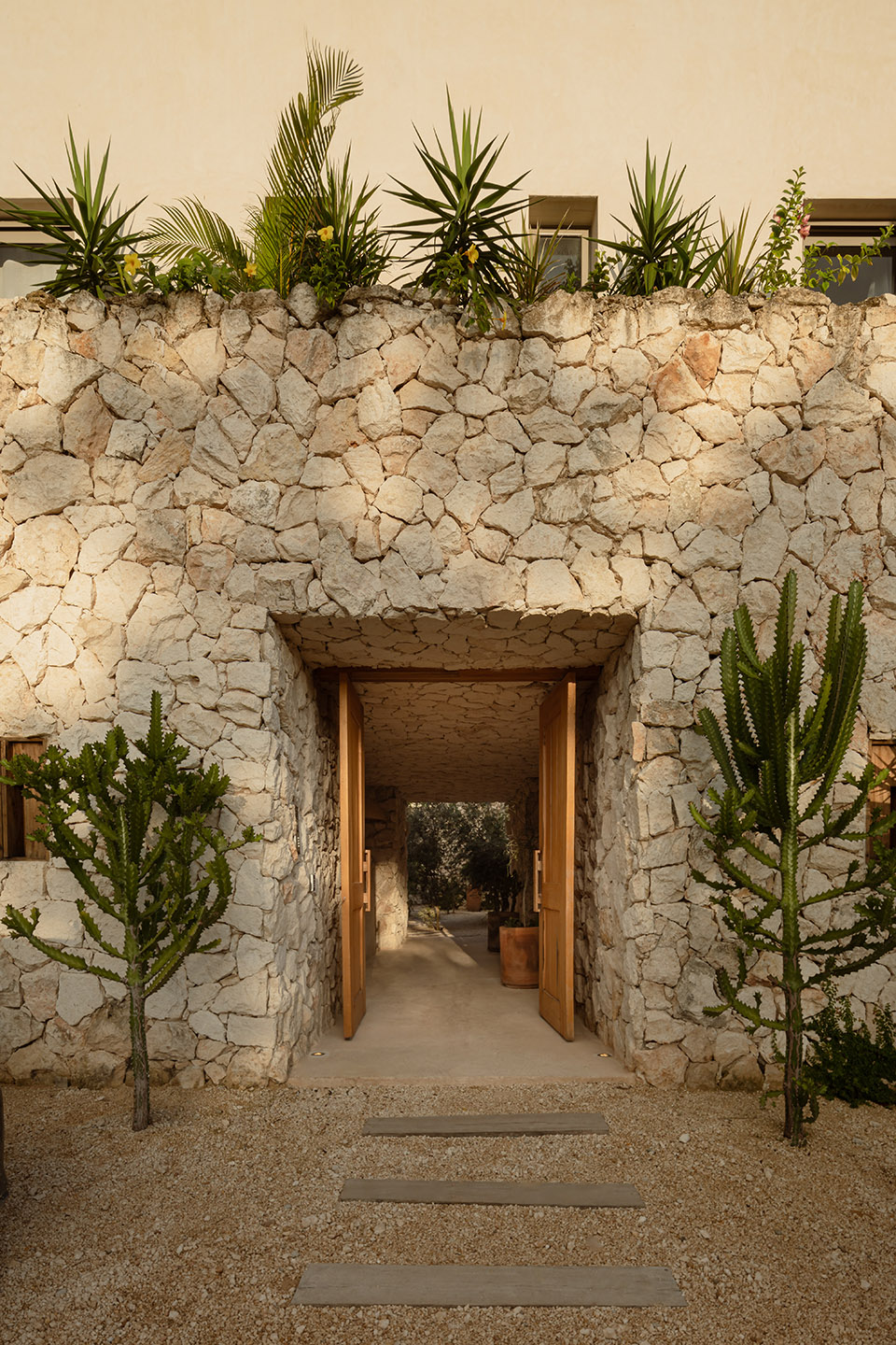 Hacienda Wabi RA