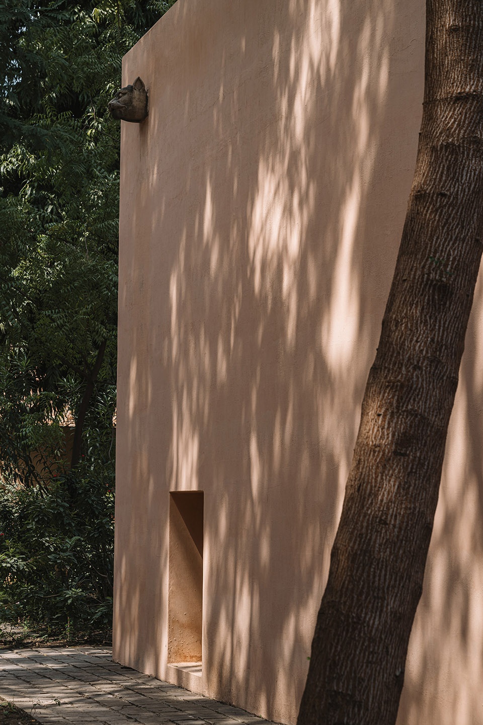 mana workspace by studio iksoi